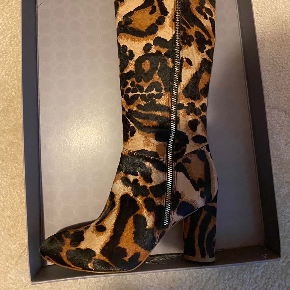 Boots - Picture 2 of 3